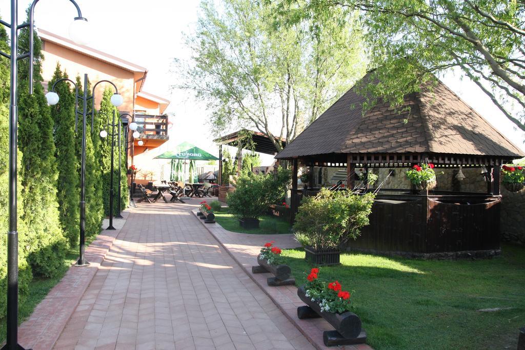 Rixo'S Guesthouse Cîrcea Kültér fotó