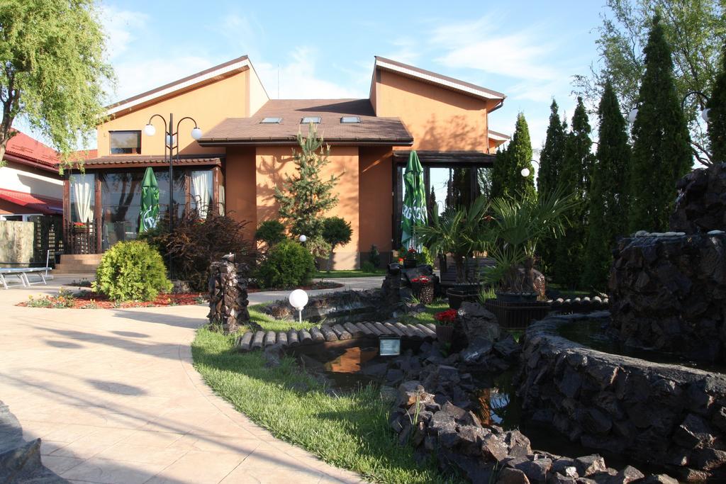 Rixo'S Guesthouse Cîrcea Kültér fotó
