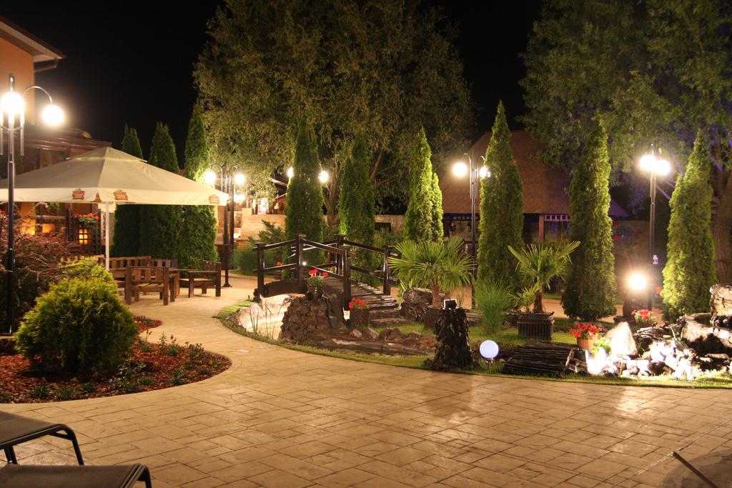 Rixo'S Guesthouse Cîrcea Kültér fotó