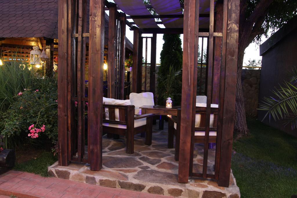 Rixo'S Guesthouse Cîrcea Kültér fotó