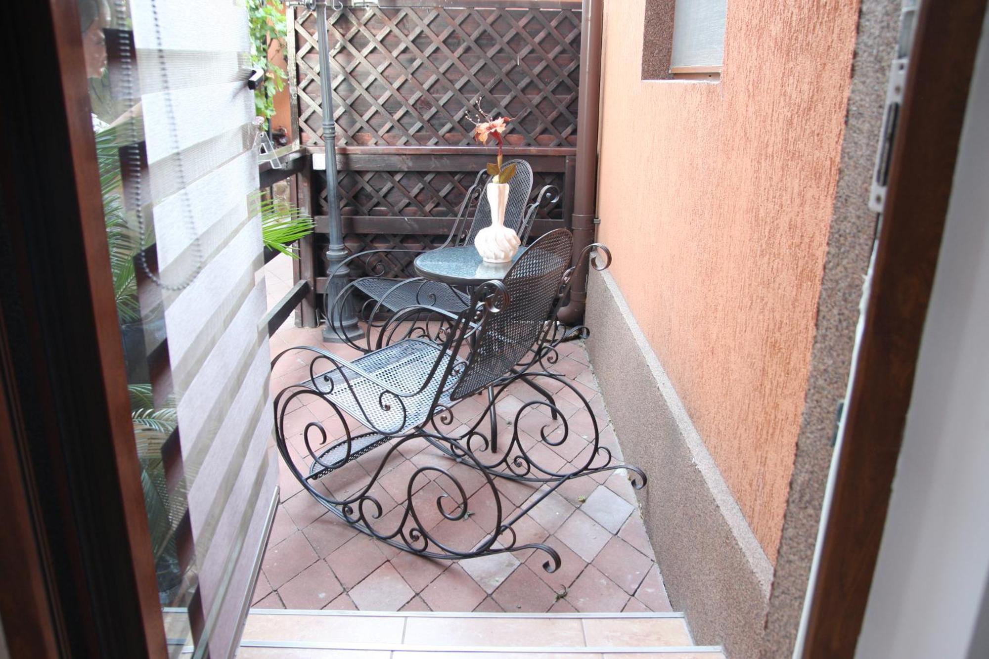 Rixo'S Guesthouse Cîrcea Kültér fotó