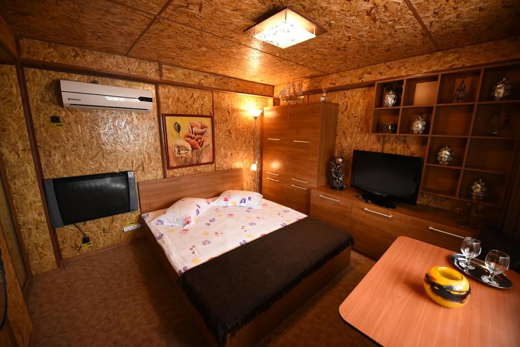 Rixo'S Guesthouse Cîrcea Kültér fotó